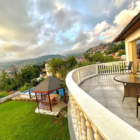Exclusive Bistrik Villa Szarajevó