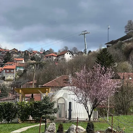 Exclusive Bistrik Villa Szarajevó