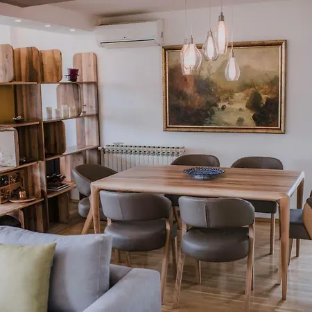 ヴィラ Exclusive Bistrik サラエヴォ