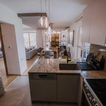 Exclusive Bistrik Villa *